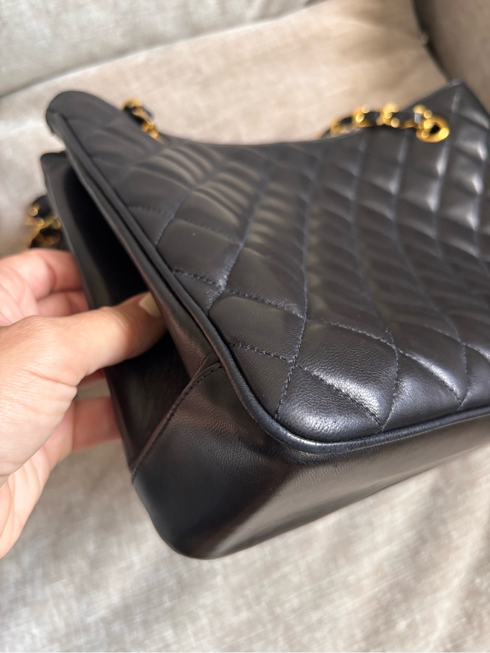 Authentic CHANEL 1991 Vintage 24k gold black lambskin quilted leather classic - Picture 6 of 16